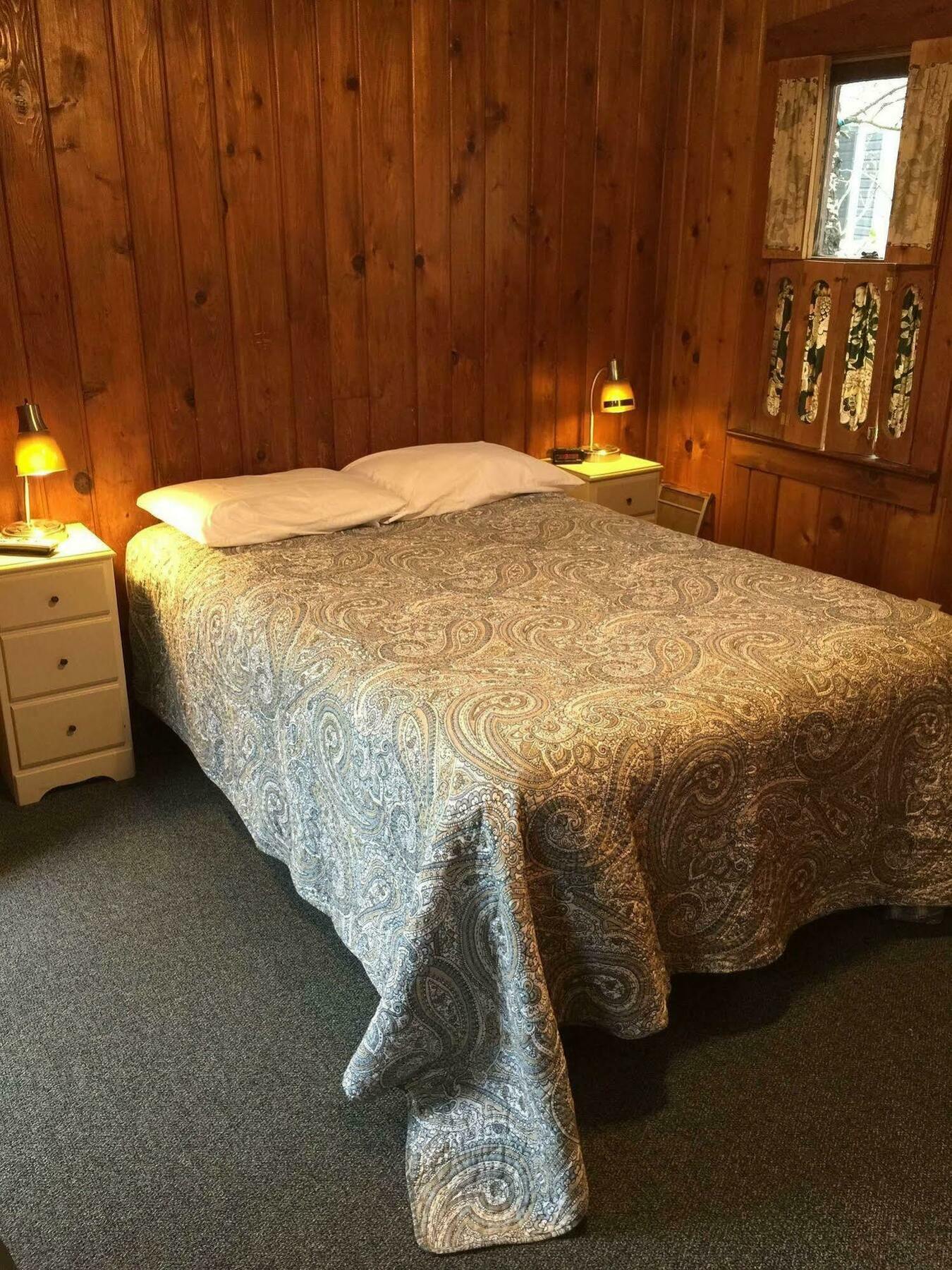 Whistling Swan Motel East Glacier Park Village Ngoại thất bức ảnh